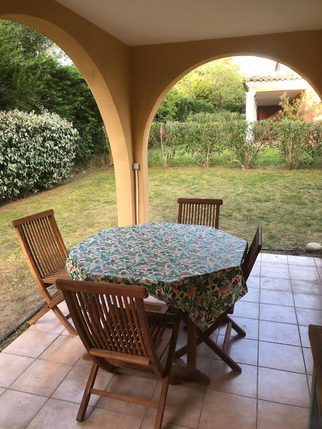 Les Jardines D'Artemis Apartment Saint Tropez Bagian luar foto
