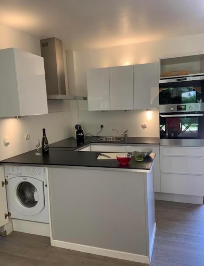 Les Jardines D'Artemis Apartment Saint Tropez Bagian luar foto